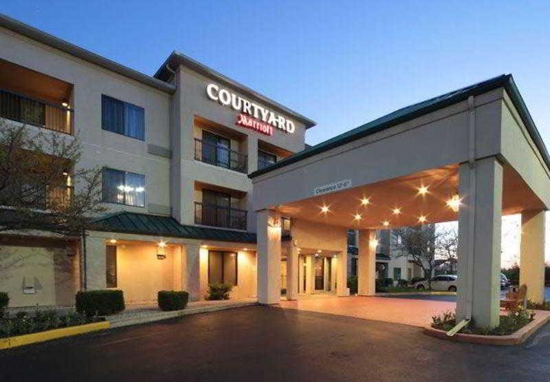 מלון Courtyard By Marriott Dayton North שירותים תמונה